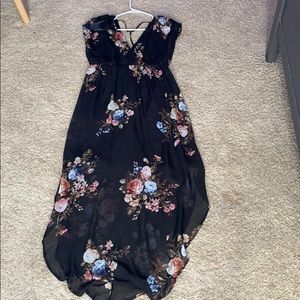 flowery dress with a back opening size S